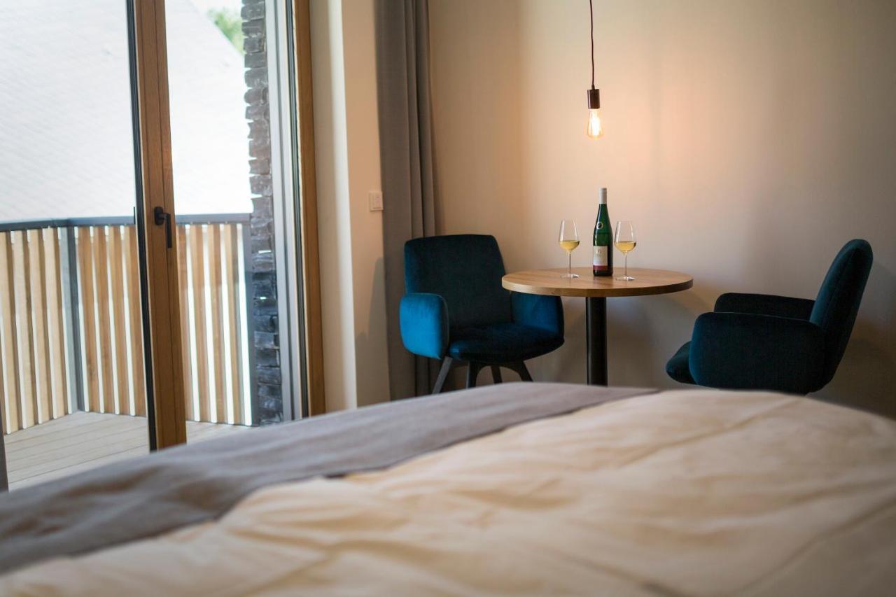 Rieslingquartier - Mosel Wein Hotel Kröv Esterno foto
